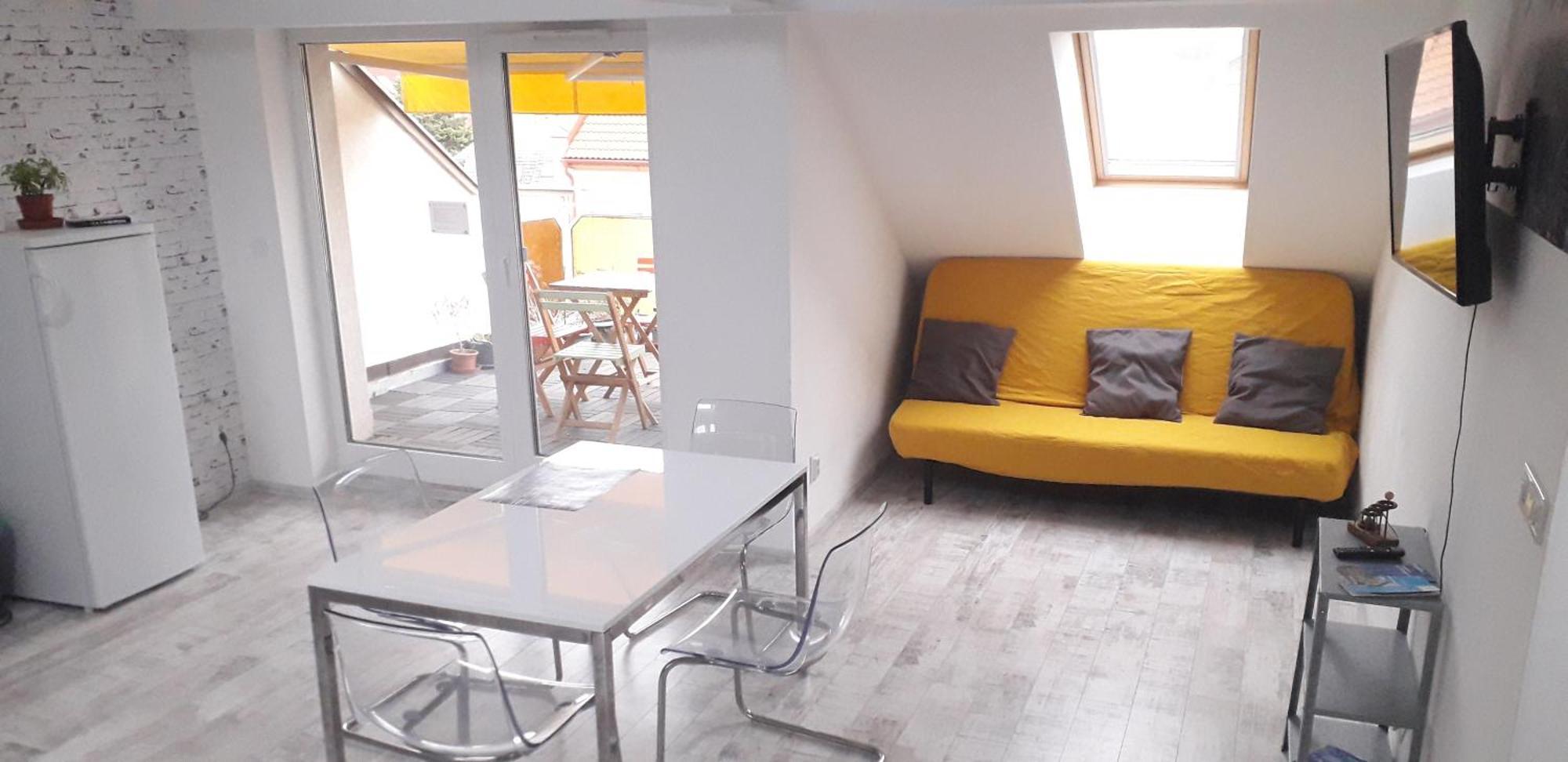 8X8 Tetoter Apartman Сегед Екстер'єр фото