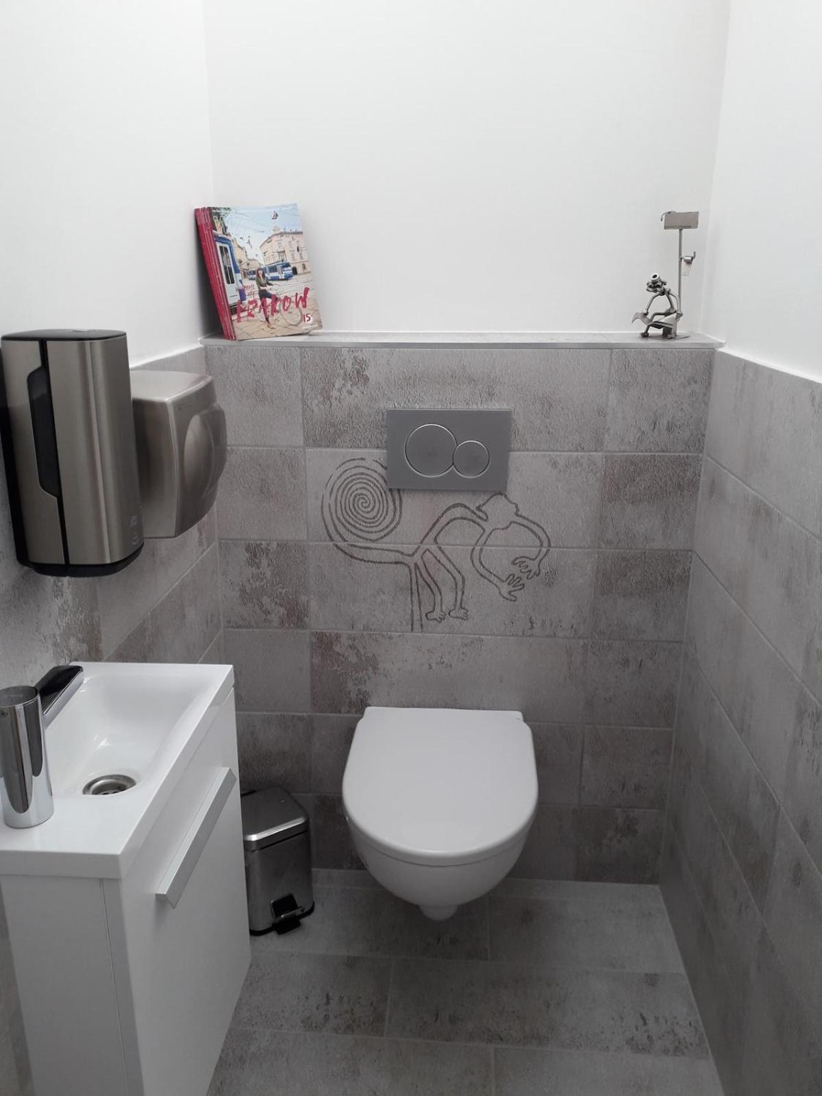 8X8 Tetoter Apartman Сегед Екстер'єр фото