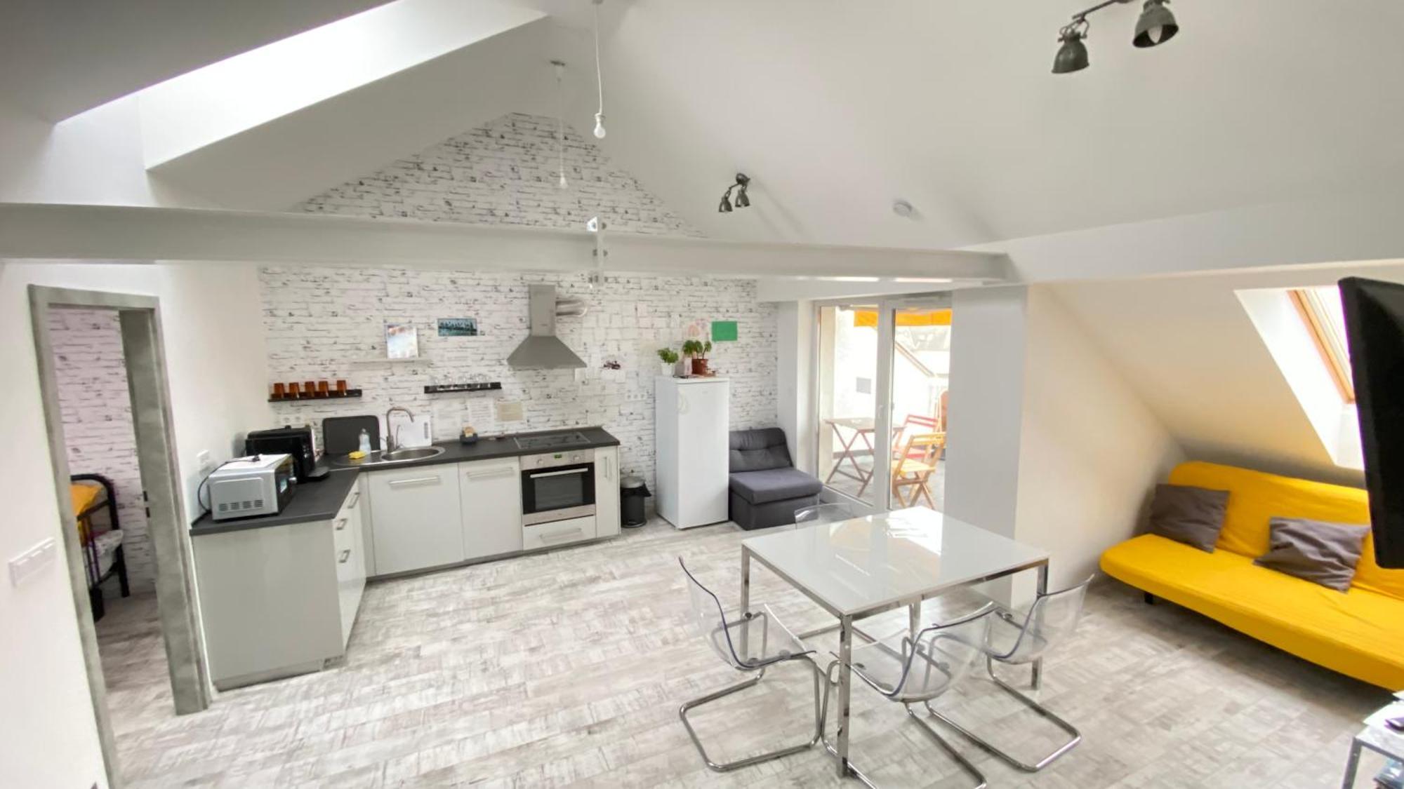 8X8 Tetoter Apartman Сегед Екстер'єр фото
